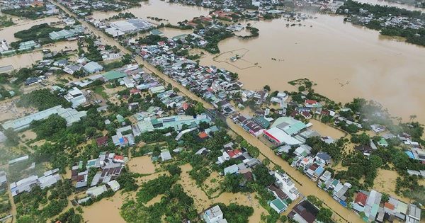 Sống chung với thiên tai: Khẩn trương dựng gác tránh lũ