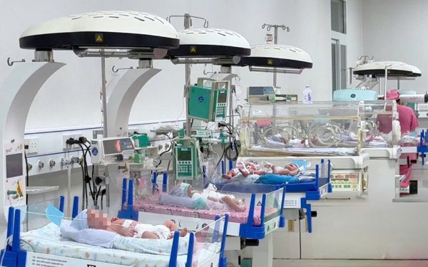 Song thai hai lần liên tiếp: Bác sĩ nói không phải 'hời', là thất bại khi hỗ trợ sinh sản