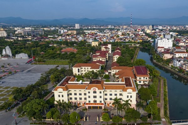 Sử dụng đất gần 40 năm, bất ngờ phát hiện đất nằm trong sổ đỏ hàng xóm