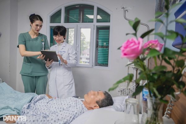 Sự thấu hiểu giúp các "bóng hồng" ngành y thêm tận tâm cống hiến