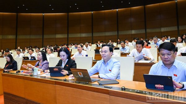 Sửa đổi Luật Chứng khoán: Đẩy mạnh chuyển đổi số, đơn giản hóa thủ tục