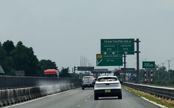 Sửa quy chuẩn 41: Loạt biển chỉ dẫn hướng vào, ra, khoảng cách lối ra trên cao tốc cho tài xế đỡ rối