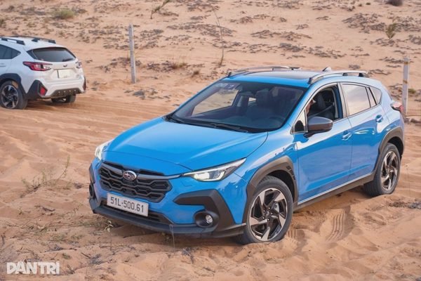 Subaru Crosstrek lần đầu giảm hơn 300 triệu đồng, vẫn đắt ngang xe hạng C