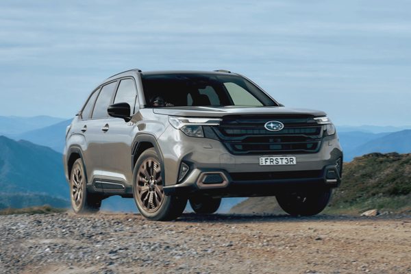 Subaru Forester Hybrid chưa bán tại Việt Nam đã bị triệu hồi ở nước ngoài