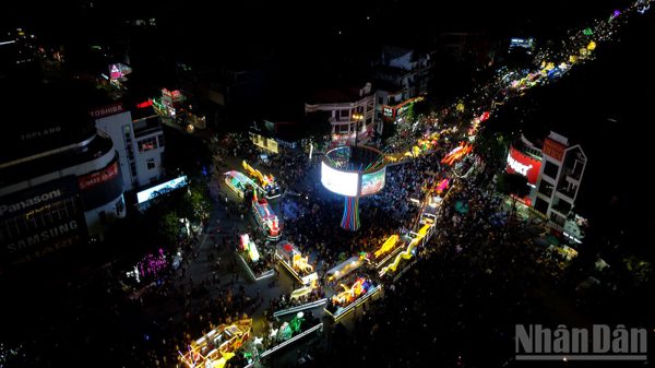 Sức dân làm nên mùa hội Thành Tuyên