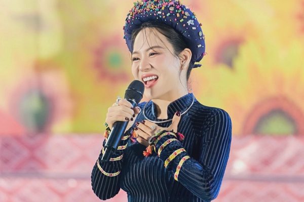 Suýt mất giọng vì bạo bệnh, con gái nuôi của NSƯT Hoài Linh giờ ra sao?