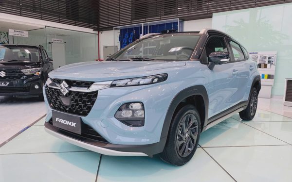 Suzuki Fronx sẽ có phiên bản xe điện sạc xăng