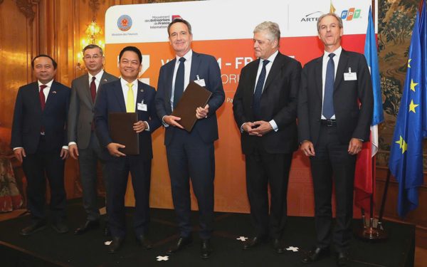 T&T Group hợp tác TotalEnergies phát triển dự án điện khí LNG Long Sơn 1.500 MW
