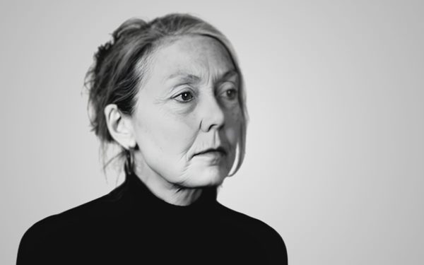 Tác gia Nobel Văn chương Anne Carson: Người soạn bản hòa ca của nỗi khát khao