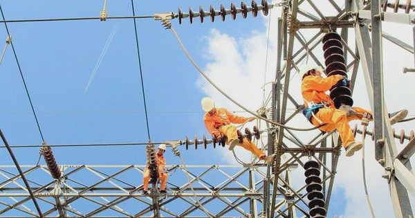 Tách truyền tải, giá điện ảnh hưởng thế nào?