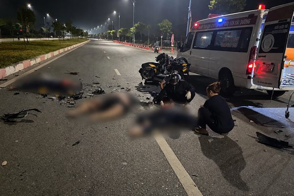 Tai nạn lúc rạng sáng ở Hải Phòng, 4 người tử vong