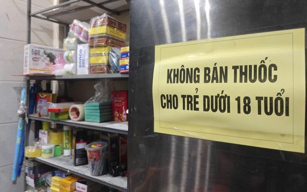 Tại sao chuyên gia kiến nghị cấm bán thuốc lá suốt đời với người sinh từ năm 2010?