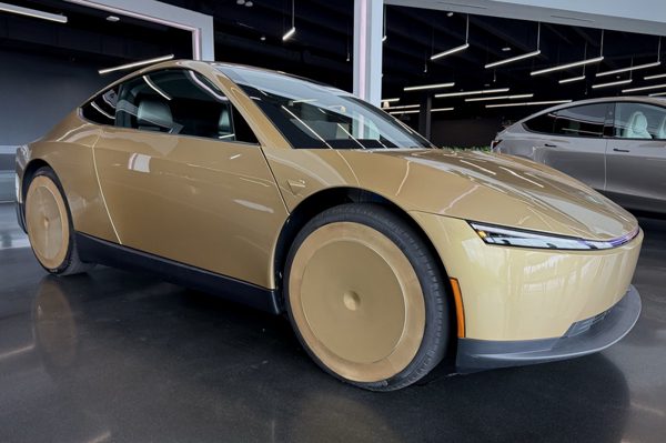 Tại sao động cơ Tesla Cybercab không cần đất hiếm?