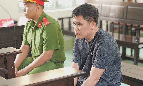 Tài xế tông nữ sinh tử vong ở Vĩnh Long bị phạt 30 tháng tù