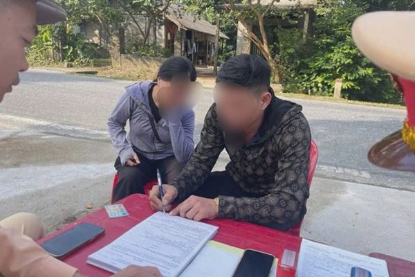Tài xế vi phạm nồng độ cồn kịch khung, cả chủ xe cũng bị xử phạt