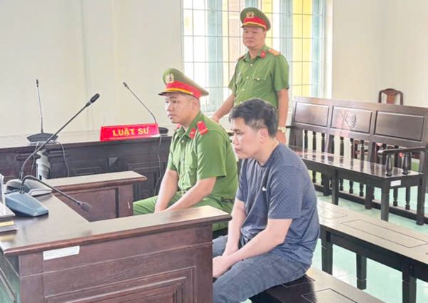 Tài xế xe tải gây tai nạn khiến nữ sinh ở Vĩnh Long tử vong lãnh 30 tháng tù