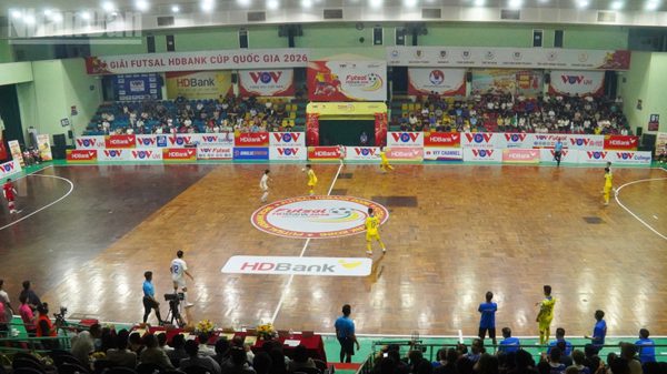 Tám câu lạc bộ futsal đua tranh cúp quốc gia
