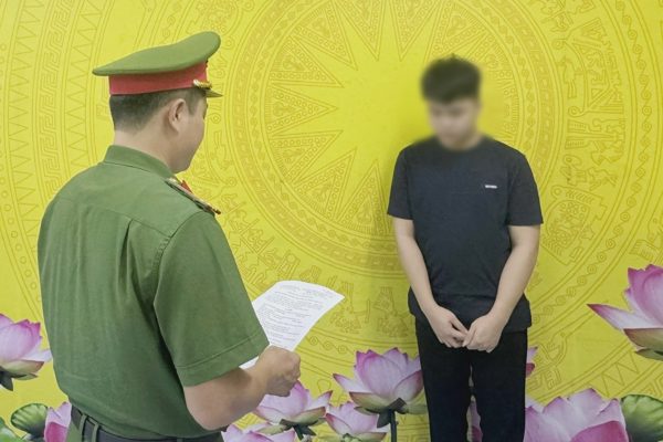 Tạm giam thanh niên vì giao cấu với "bạn gái" 15 tuổi