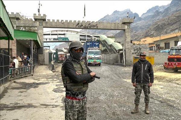 Tấn công nhằm vào trụ sở cảnh sát tại Pakistan, ít nhất 31 người thiệt mạng
