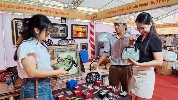 Tận dụng cơ hội từ các hiệp định thương mại, mở rộng thị trường cho hàng thủ công mỹ nghệ Hà Nội