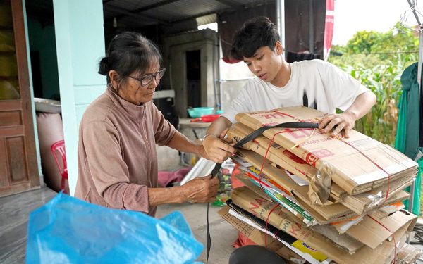 Tân SV Bách khoa mồ côi cha mẹ: Từ nhỏ đã làm thuê đủ nghề, chia bao lúa làm mấy phần để vác