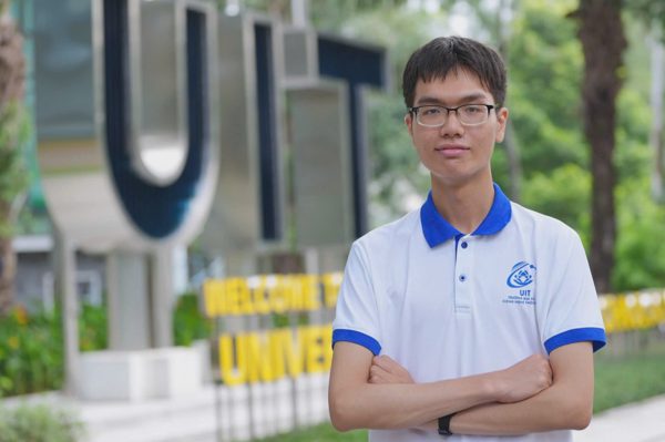 Tân thủ khoa ngành có điểm chuẩn 30/30 từng bị điểm kém "như cơm bữa"