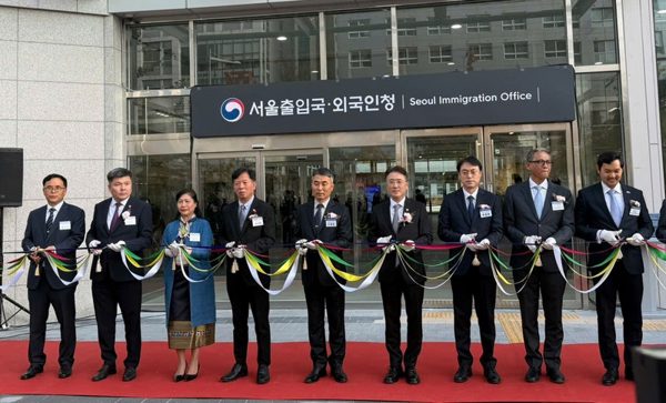 Tăng cường phối hợp, hỗ trợ công dân Việt Nam cư trú, học tập và lao động hợp pháp tại Hàn Quốc