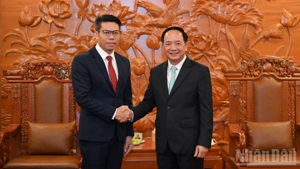 Tăng cường phối hợp, trao đổi kinh nghiệm thực hiện công tác chính trị, tư tưởng trong bối cảnh mới