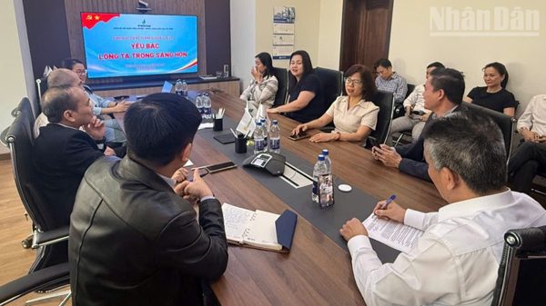 Tăng cường sự quan tâm của tổ chức Công đoàn đối với người lao động Việt Nam làm việc tại nước ngoài