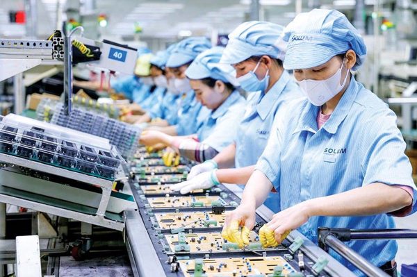 Tăng lực kéo “cỗ xe tam mã”