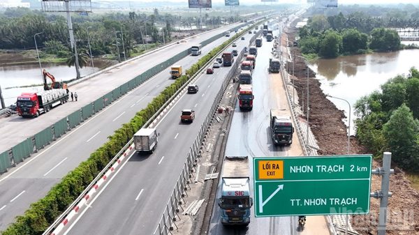 Tăng tốc hoàn thành cao tốc Thành phố Hồ Chí Minh-Long Thành