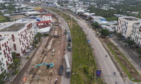 Tăng tốc thi công trục đường 10 làn xe tại Phú Quốc