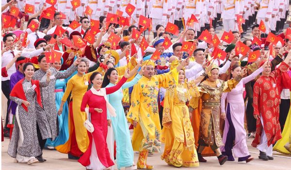 Tạo dấu ấn văn hóa trong ngày người lao động được nghỉ, hưởng nguyên lương