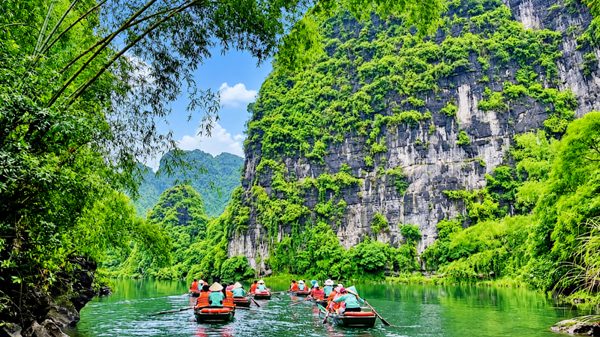 Tạo không gian tăng trưởng mới cho du lịch Việt