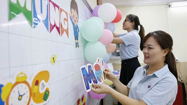 Tạo không khí vui tươi trước thềm năm học mới với học sinh khuyết tật