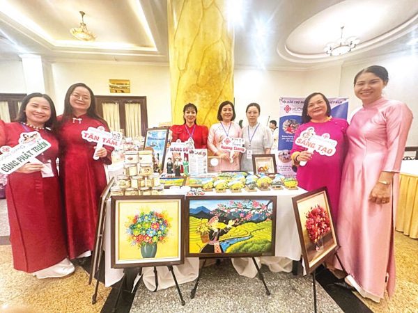 Tạo sinh kế bền vững cho thanh niên khuyết tật