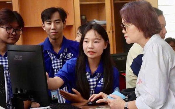 Tạo 'sức đề kháng' cho sinh viên trước thông tin xấu độc