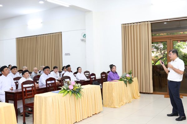 Tập huấn bảo vệ môi trường cho chức sắc các tôn giáo ở TPHCM