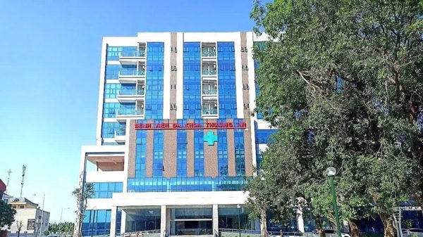 Tập trung mọi nguồn lực để điều trị cho các trường hợp nghi ngộ độc khí clo tại Hà Nội