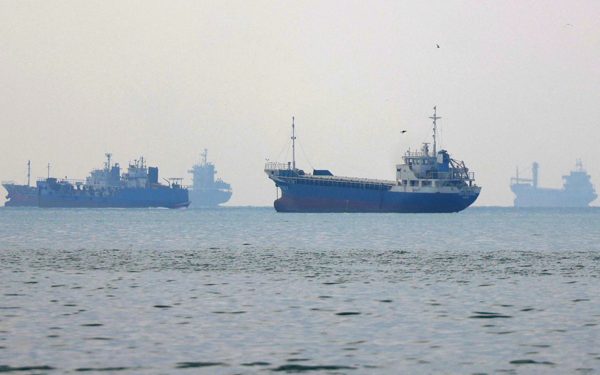Tàu thương mại Iran bị tấn công tại eo biển Hormuz, 1 người thiệt mạng