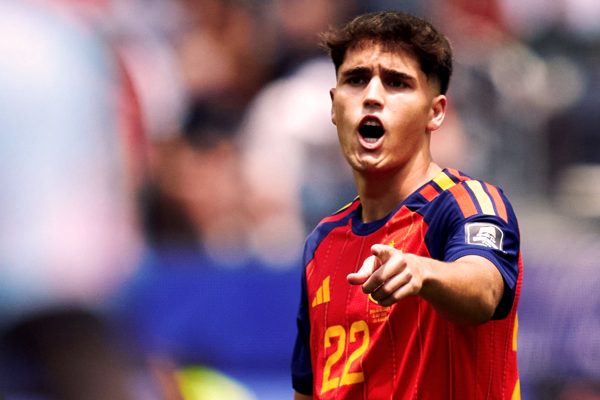 Tây Ban Nha đấu Argentina: Dấu ấn Pau Cubarsi 'đi trước thời đại'
