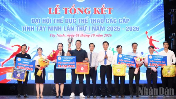 Tây Ninh tuyên dương các tập thể, cá nhân xuất sắc