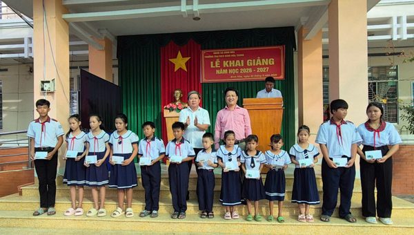 Tây Ninh yêu cầu các trường không tự ý thu hàng loạt khoản tiền đầu năm học