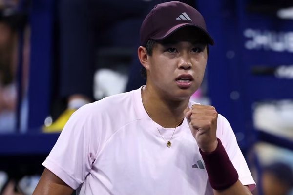 Tay vợt gốc Việt thắng nghẹt thở, vào vòng 4 US Open 2026