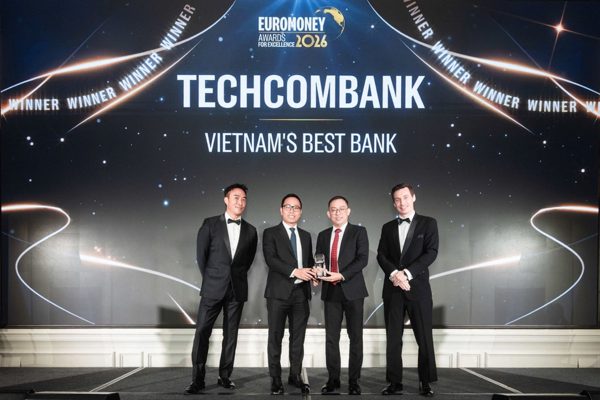 Techcombank lần thứ 6 được vinh danh ‘Ngân hàng tốt nhất Việt Nam’