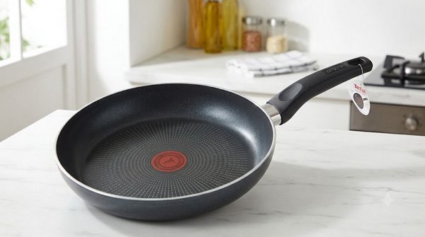 Tefal bị yêu cầu loại bỏ "hóa chất vĩnh cửu" khỏi chảo chống dính