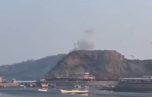 Tên lửa Houthi đánh trúng tổ hợp Dinh Tổng thống Yemen