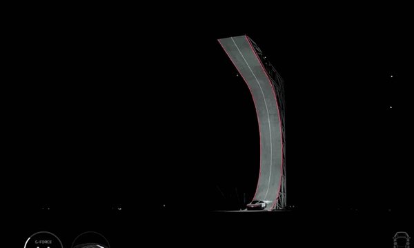 Tesla gây sốc khi ra mắt siêu xe biết bay