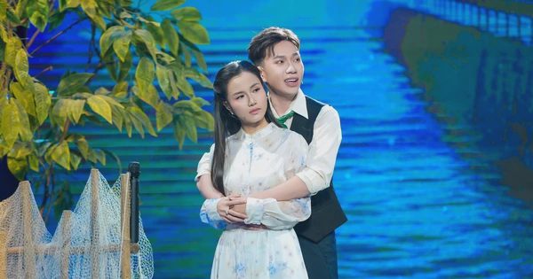 Thái Châu thẳng thắn góp ý chàng trai trẻ khi hát 'Biển tình' của Lam Phương