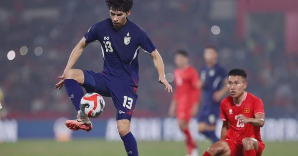 Thái Lan hé lộ dàn tiền vệ ‘khủng’ tại FIFA ASEAN Cup tái đấu đội tuyển Việt Nam